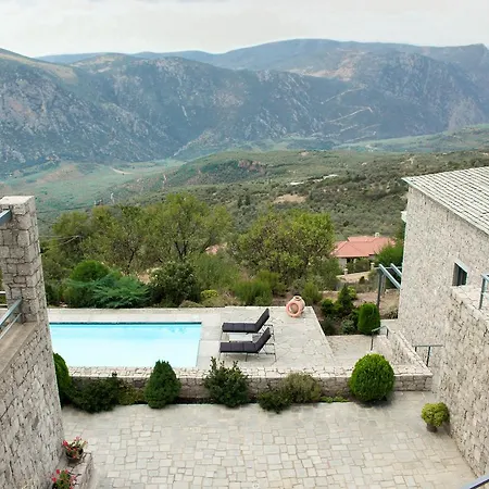 Gasthuis Elafivolia Arachova