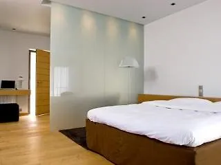 Elafivolia Pensión 4*